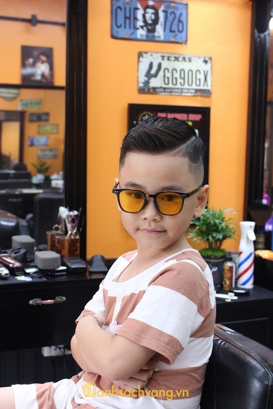 Bụi BarberShop Tiệm Tóc Nam Quảng Ninh