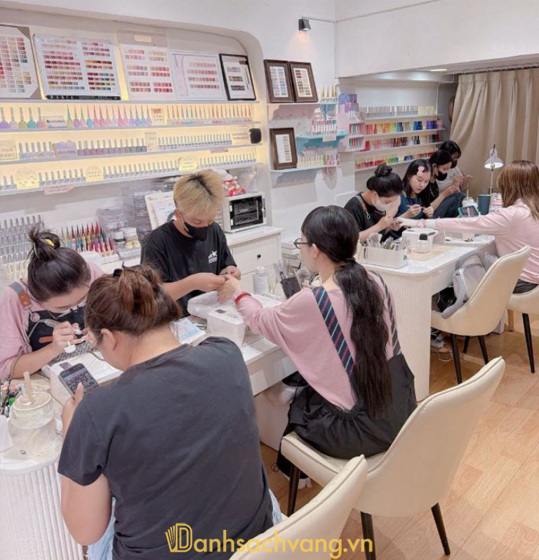 Tiệm Nail Mùa Hè – 14 Lê Bình, Tân Sơn Nhất