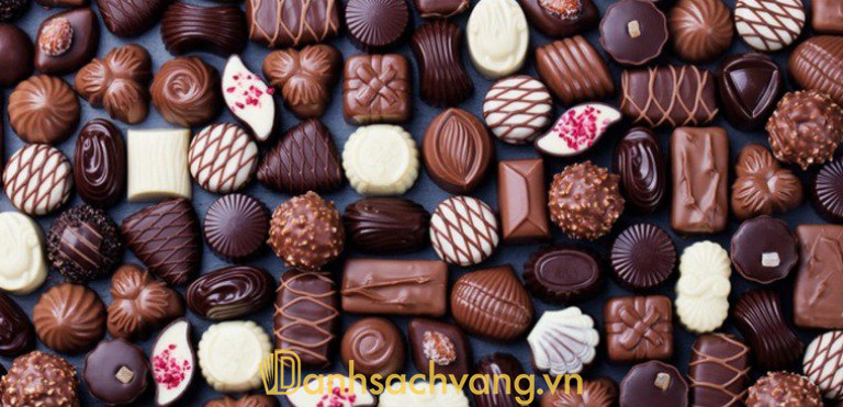 Socola là thứ các cặp đôi thường dành tặng nhau vào ngày lễ Tình nhân