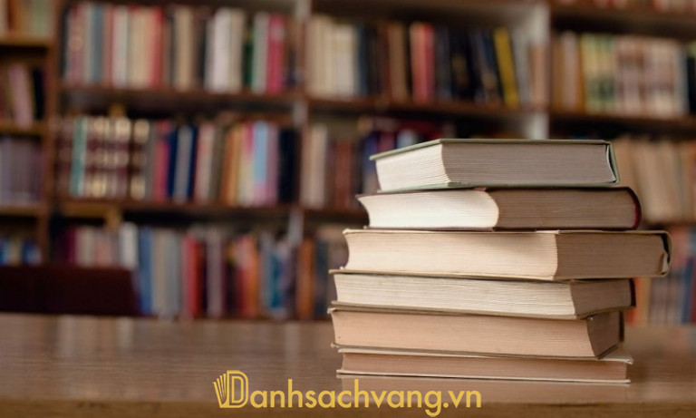 Nếu người yêu của bạn thích đọc sách, hãy tặng cô ấy những cuốn sách hay