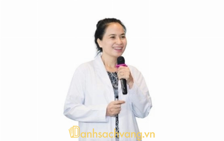 Bác sĩ Trần Thị Hoài Hương trị nám giỏi ở TPHCM