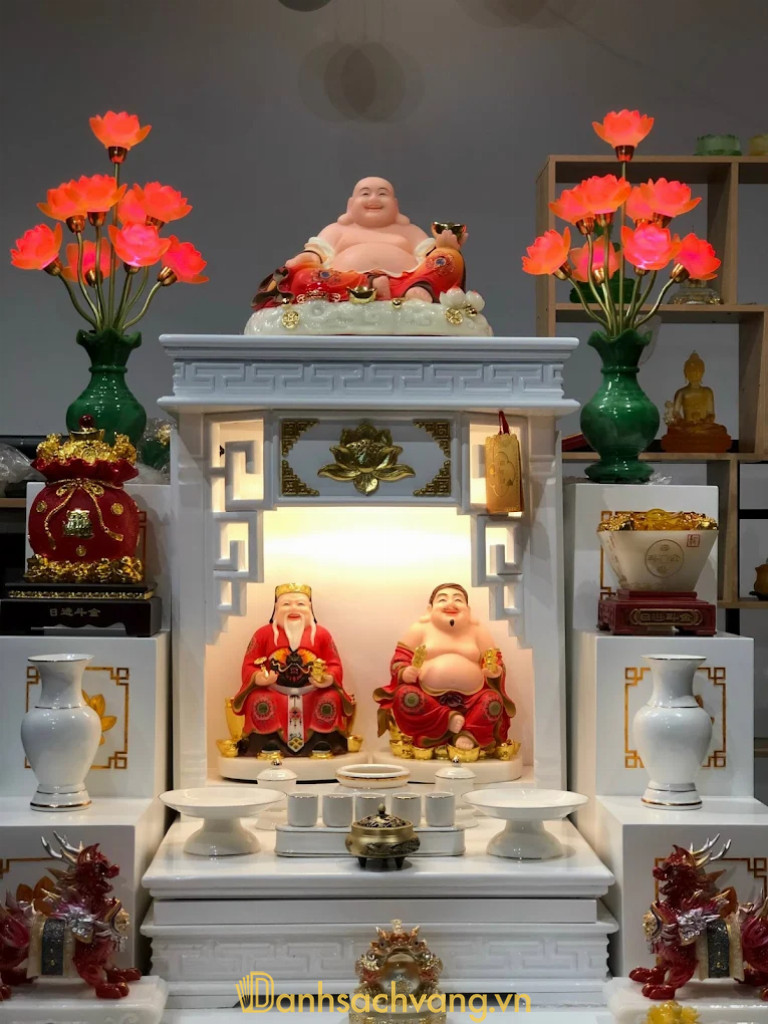 Bàn thờ ông địa thần tài Lộc Phát
