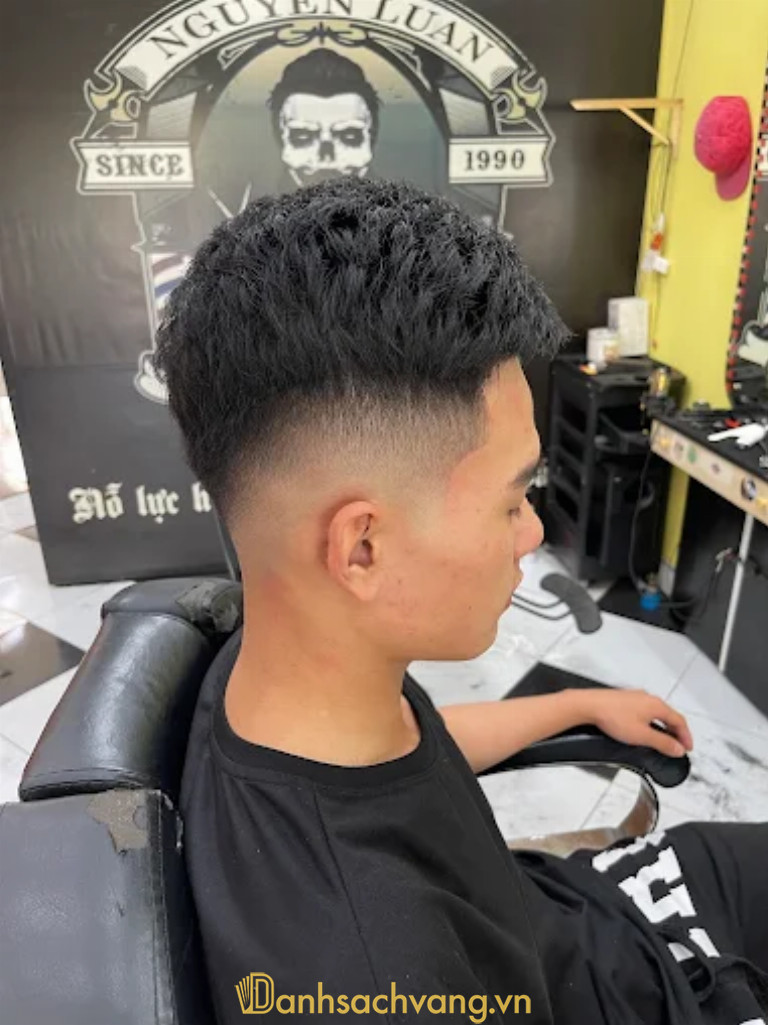 Nguyễn Luận - Barber shop cắt tóc nam đẹp ở Hưng Yên