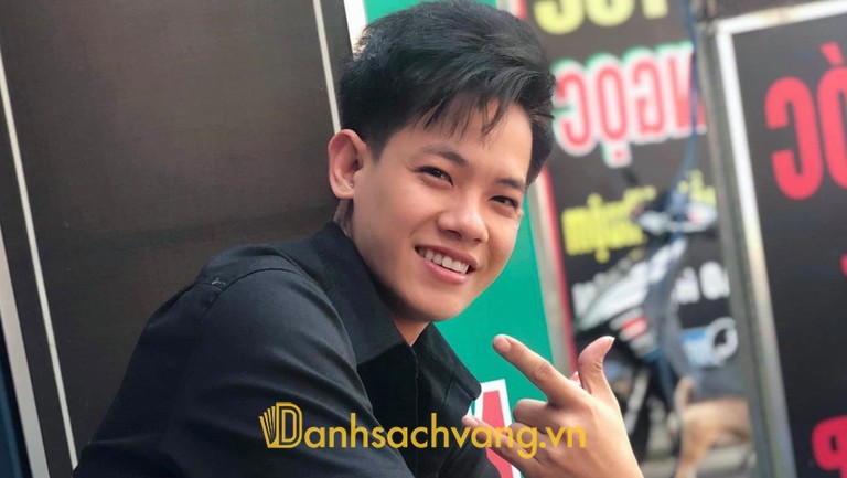 Mr Hoàng Barbershop - barber shop cắt tóc nam đẹp ở Tây Ninh