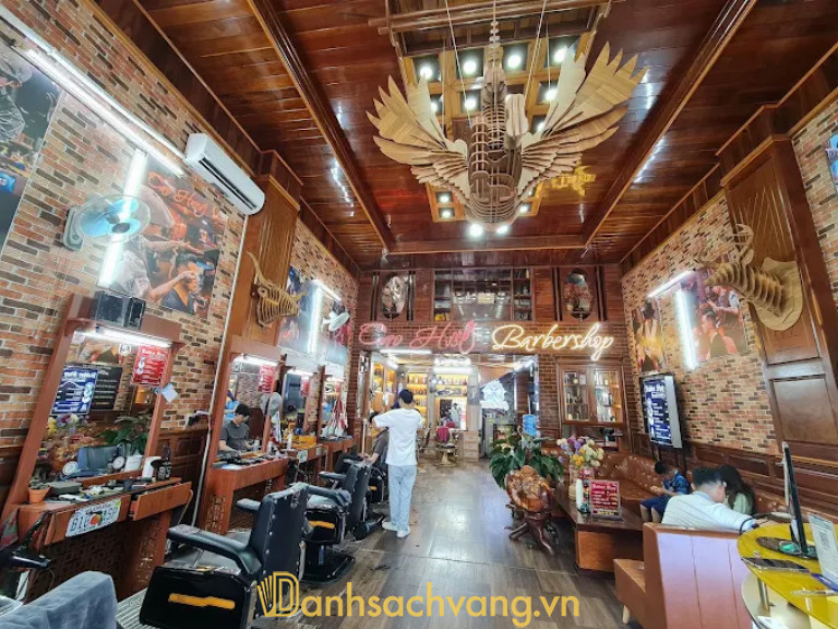 Cao Hùng Barbershop - Barber Shop cắt tóc nam ở Đắk Lắk