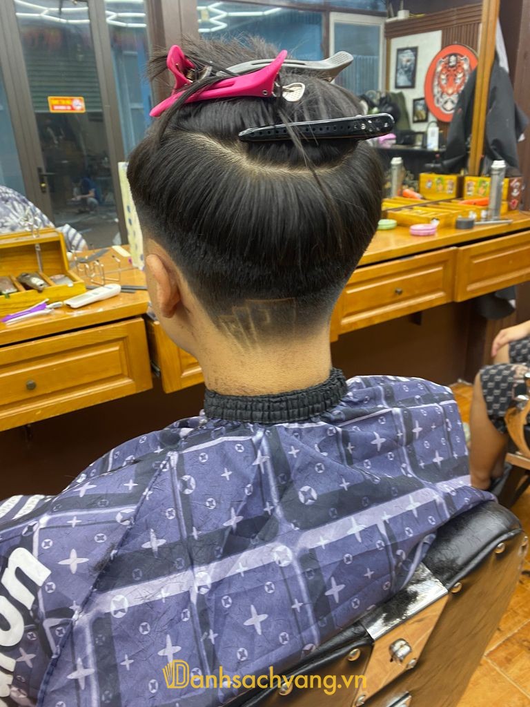 Mr.Lee Barbershop - barber shop cắt tóc nam ở Điện Biên