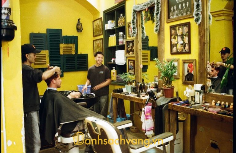 Ly The Barbershop - barber shop cắt tóc nam ở Hà Nội