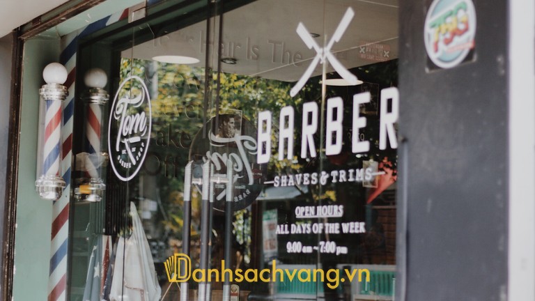 Tom Barbershop - Barber Shop cắt tóc nam ở Huế 