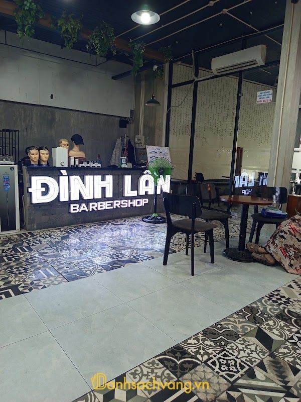 Tiệm Cắt Tóc Đình Lân - Barber Shop cắt tóc nam ở Huế 