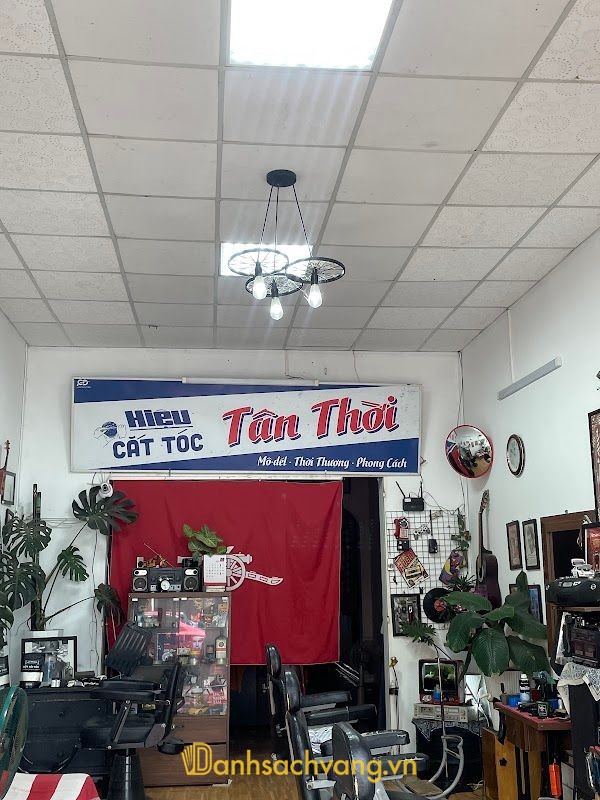 Tân Thời Barbershop - Cắt Tóc Nam - 68 Nguyễn Văn Trỗi, 2 Bảo Lộc