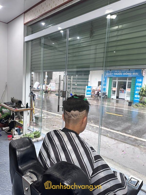 Trần Sơn Barber Tiệm Tóc Nam - Đông Triều