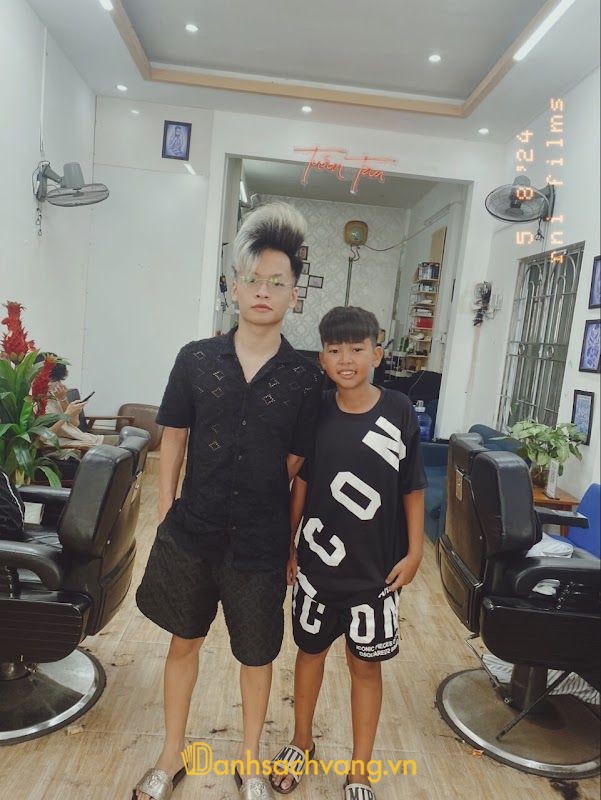 Tuấn Tàu Barber Shop ở Nam Đông Hà Quảng Trị