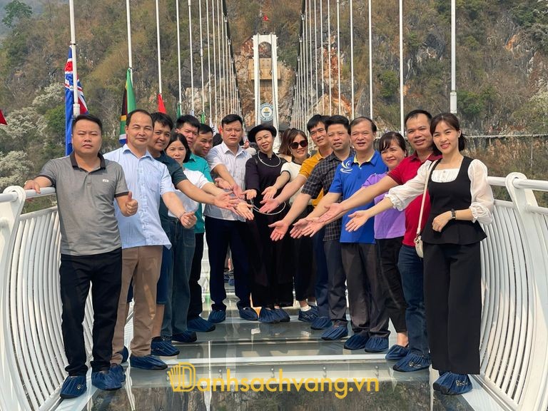 Công Ty Du Lịch Hà Linh - dịch vụ tour và xe du lịch tại Thái Nguyên