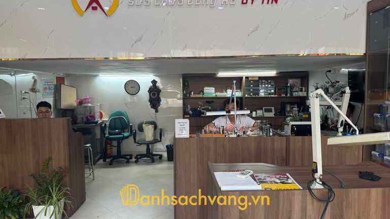 Alowatch - cửa hàng đồng hồ và sửa chữa tại 114 Nguyễn Lương Bằng Hà Nội