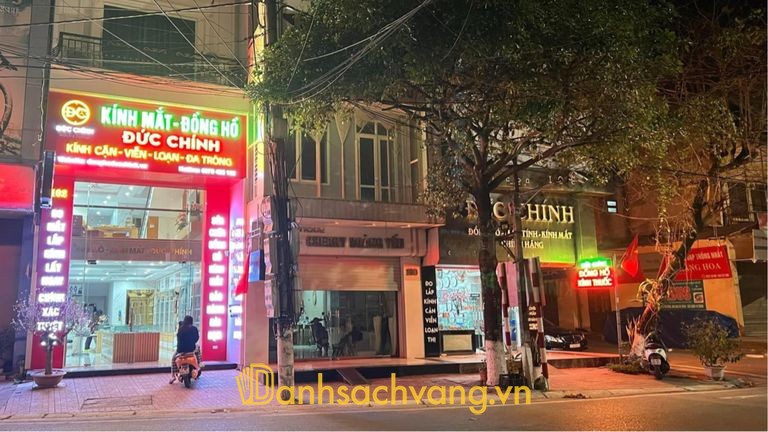 Trung Tâm Đồng Hồ Kính Thuốc Đức Chính - Cửa hàng mắt kính ở Tuyên Quang 