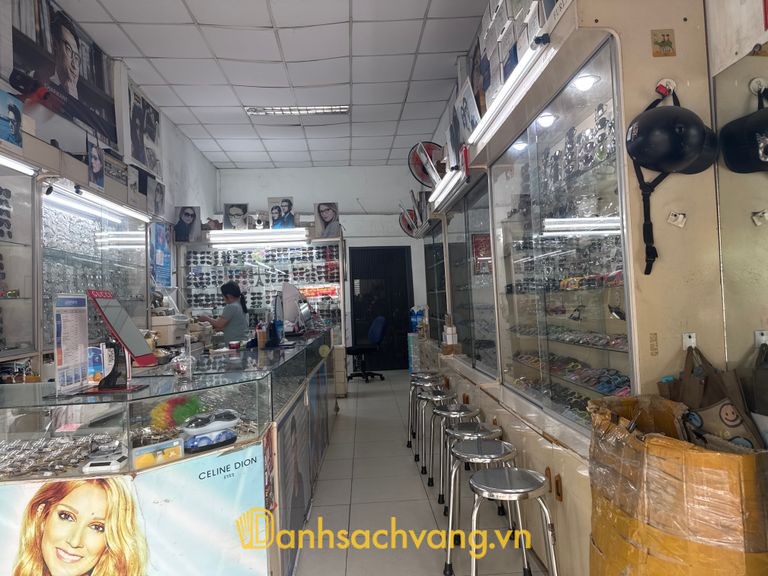 Mắt Kính 42 Cần Thơ - cửa hàng cắt kính cận đường Lý Tự Trọng Ninh Kiều