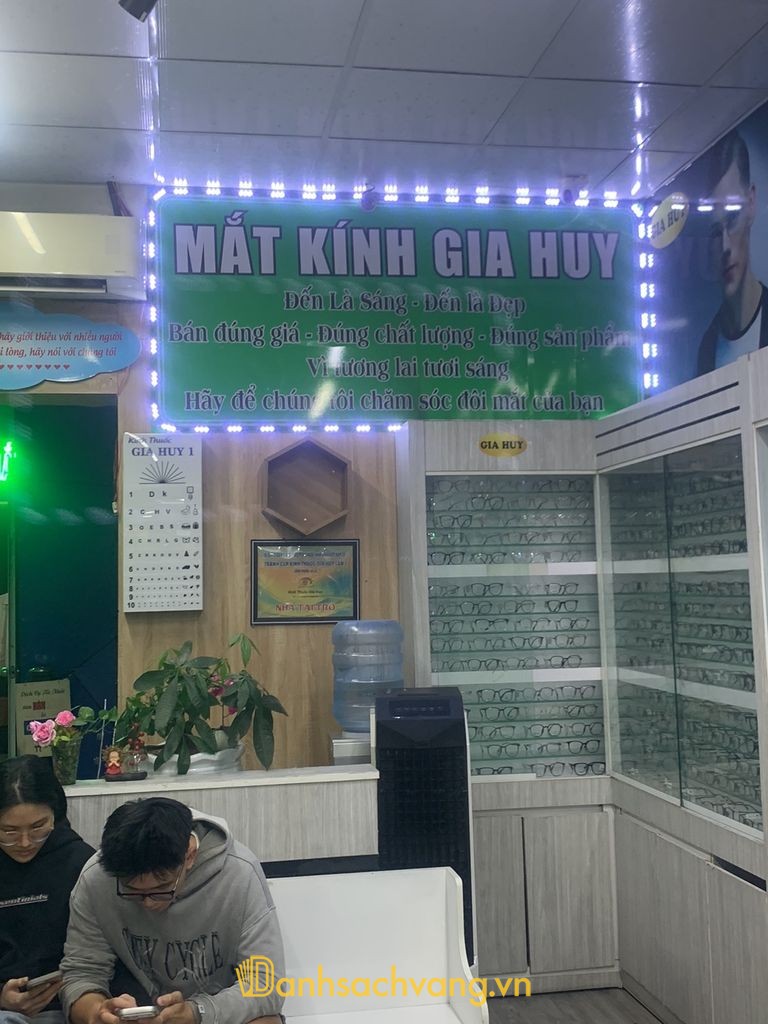 Kính Thuốc Gia Huy - cửa hàng đo mắt và cắt kính cận tại Tam Hiệp Đồng Nai