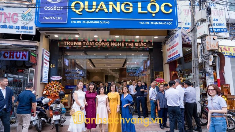 Mắt Kính Quang Lộc - địa chỉ đo mắt và cắt kính cận tại Phan Bội Châu Khánh Hòa