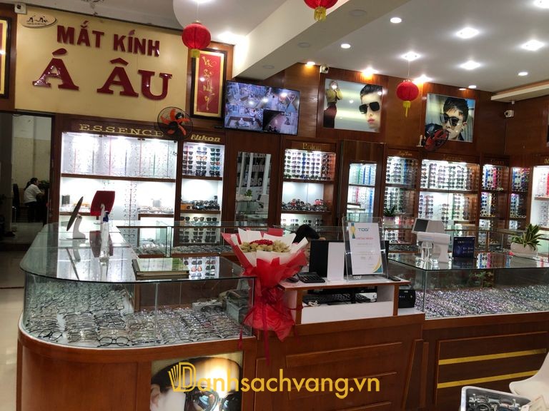 Trung Tâm Kính Thuốc Á Âu - đo mắt và cắt kính cận trên đường Trần Hưng Đạo Tây Ninh