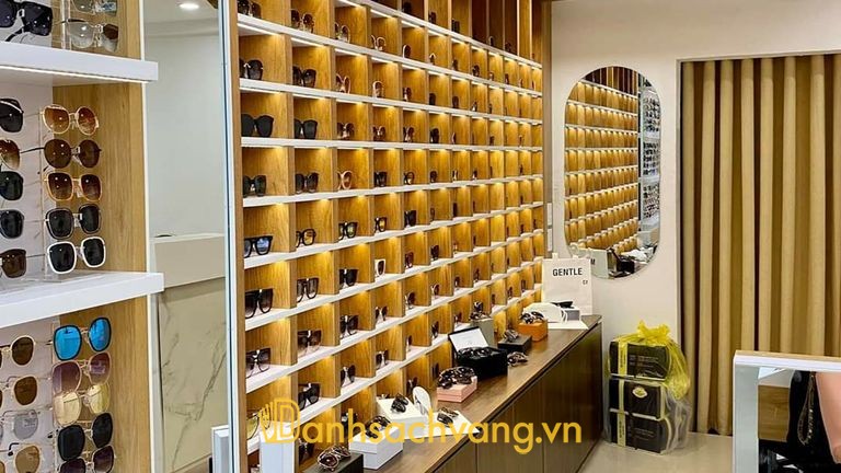 Kính Mắt Cara - cửa hàng kính cận trên đường Lê Hoàn Thanh Hóa