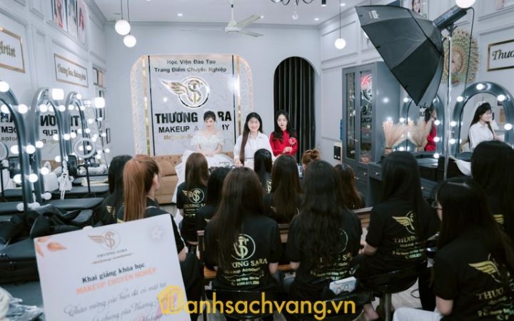 7 Địa chỉ makeup dự tiệc ở Bắc Ninh đẹp tự nhiên, lâu trôi