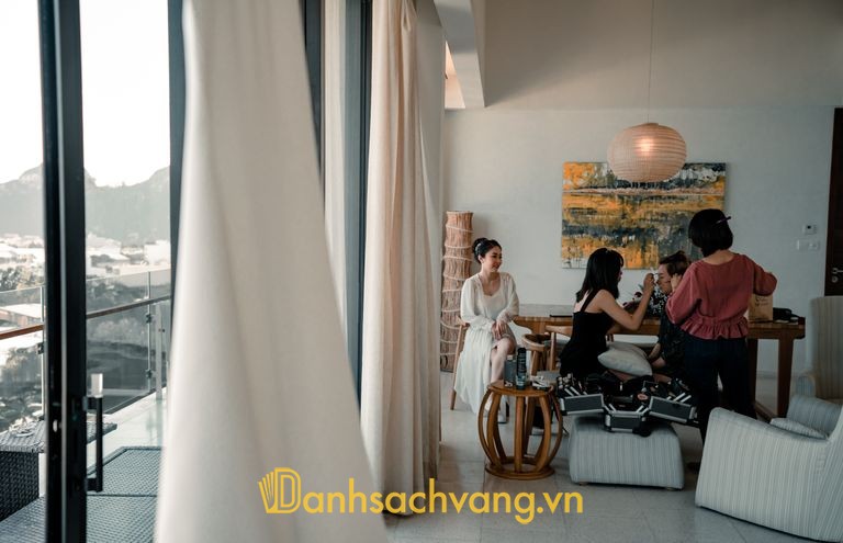 TrangHoang Makeup Store - trang điểm dự tiệc tại Đà Nẵng