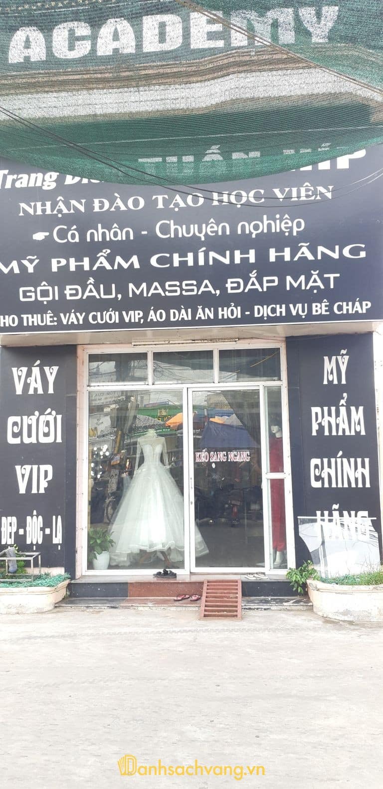 Tuấn Híp MakeUp và Academy tại Ninh Bình