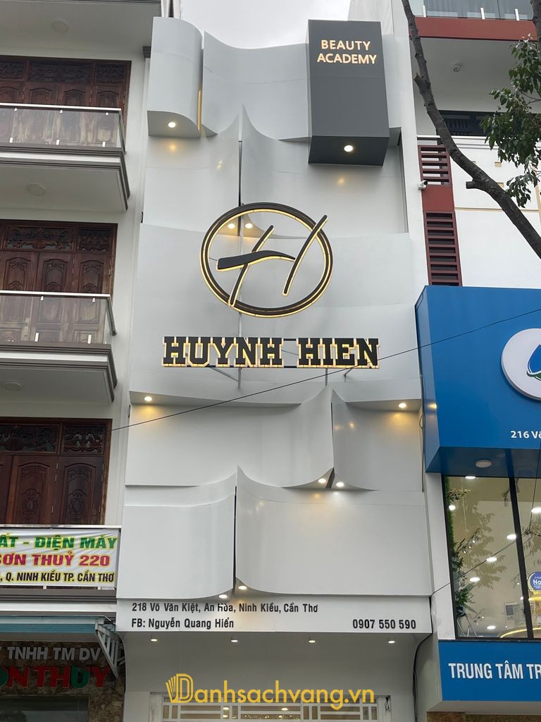 Phun xăm thẩm mỹ Huỳnh Hiển tại Cần Thơ