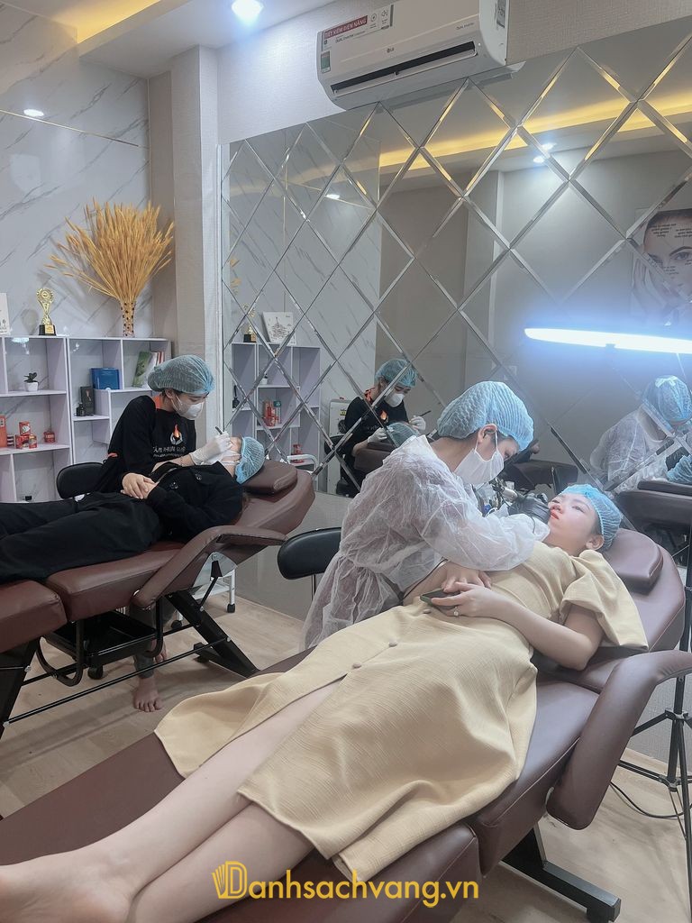 Hòa Hồ Brows - địa chỉ phun xăm thẩm mỹ ở Khánh Hòa