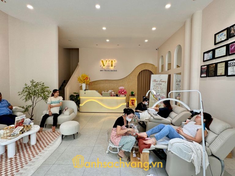 Vân Trang Brows - phun xăm thẩm mỹ ở Vĩnh Long