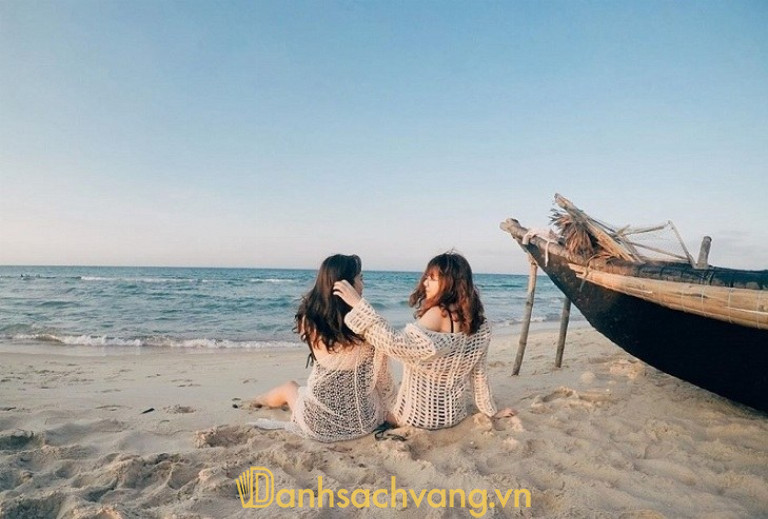 Bãi biển Thuận An check in siêu xinh