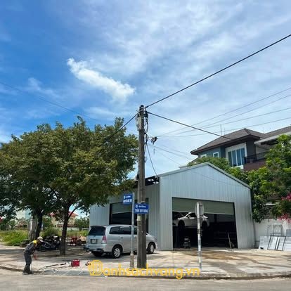 Garage Ô Tô Tiến Quân - gara ô tô ở Huế