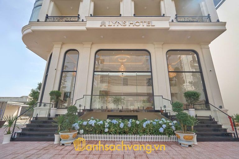 LYNS HOTEL - khách sạn tại Đồng Nai