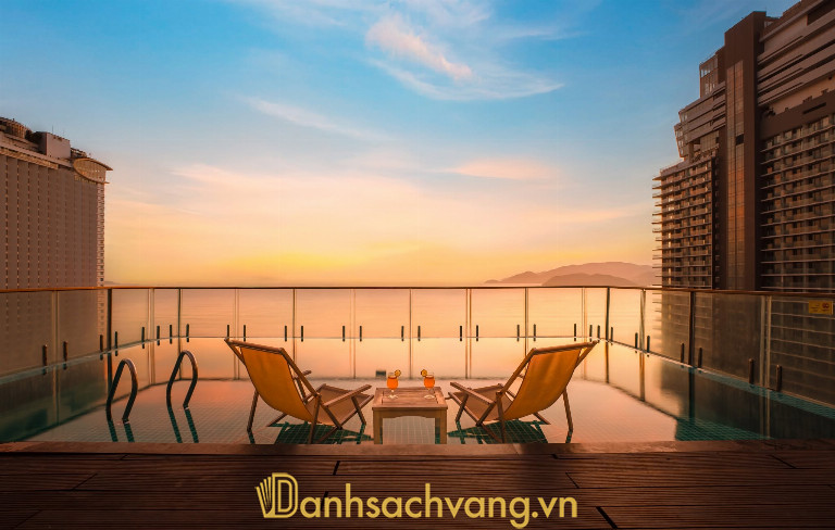 V Hotel Nha Trang – 8 Hùng Vương, Phường Nha Trang