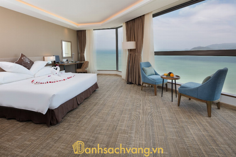 Comodo Nha Trang Hotel – 86A Trần Phú, Phường Nha Trang