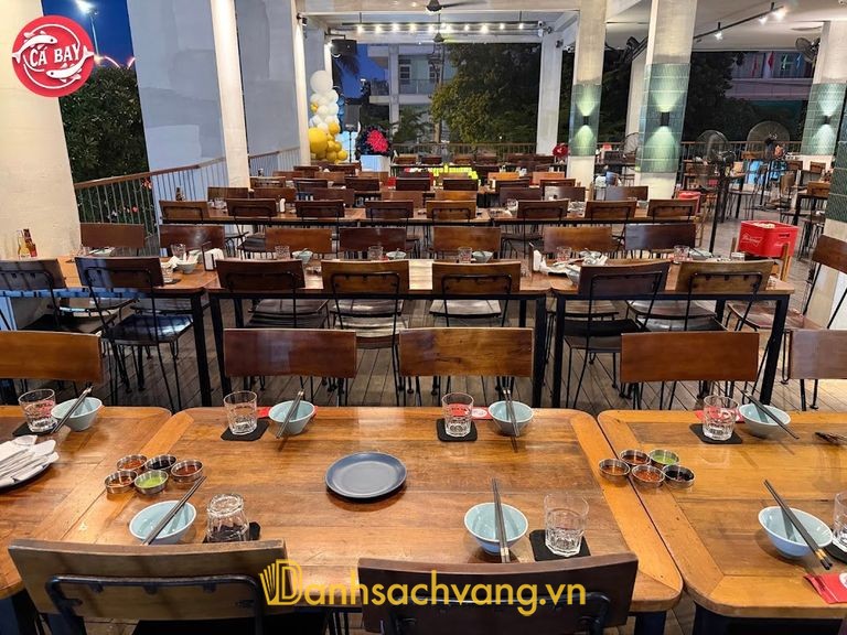 Nhà Hàng Cá Bay view biển tại Khánh Hòa
