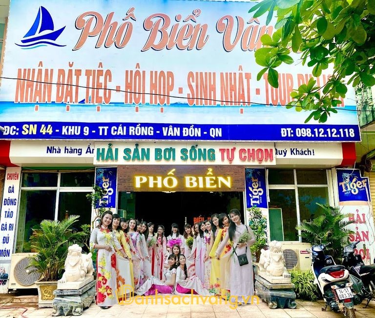Nhà hàng Phố Biển Vân Đồn tại Quảng Ninh