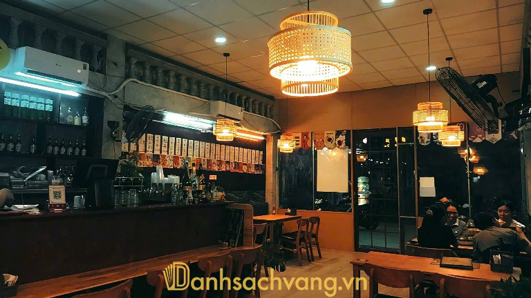 EKI Sushi – 15 Trần Hoàng Na, Phường Tân An