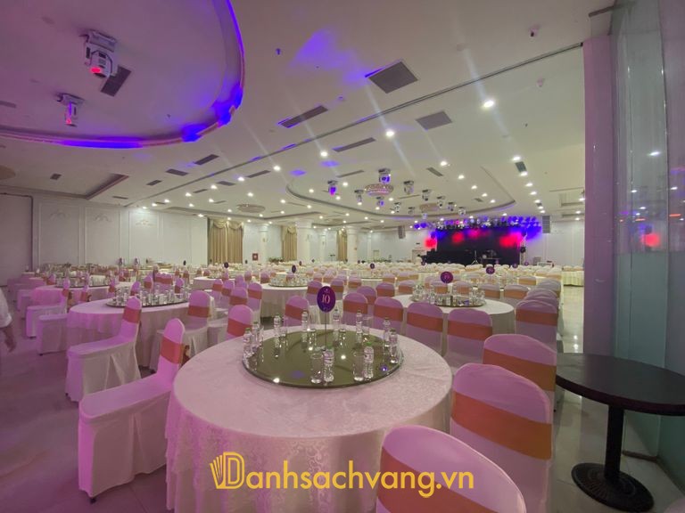 Đại Hoàng Sơn Opera Wedding Place - trung tâm tiệc cưới trên đường Hùng Vương