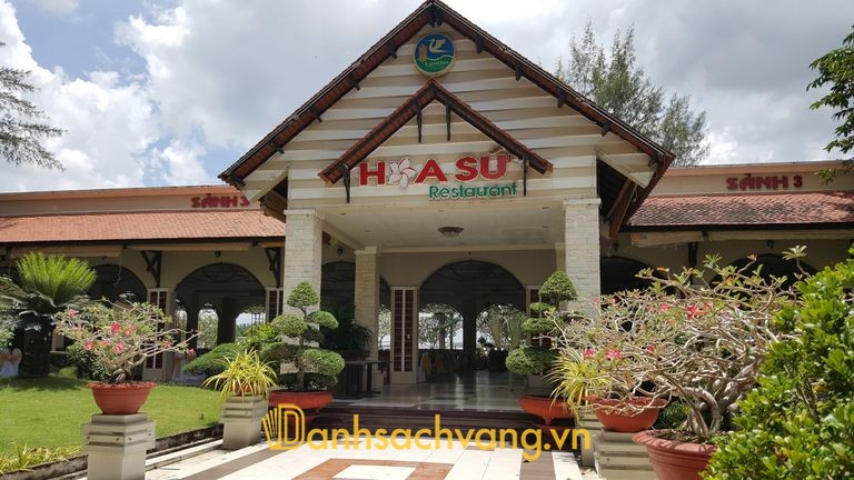 Nhà Hàng Hoa Sứ - Không gian nhà hàng tiệc cưới ở Cần Thơ gần sông Hậu