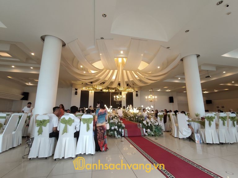 Nhà Hàng Tiệc Cưới Hưng Gia Trần - địa điểm cưới gần biển Đà Nẵng