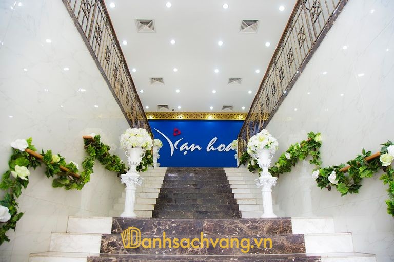 Vạn Hoa Center - nhà hàng tiệc cưới khu vực Mỹ Đình Hà Nội