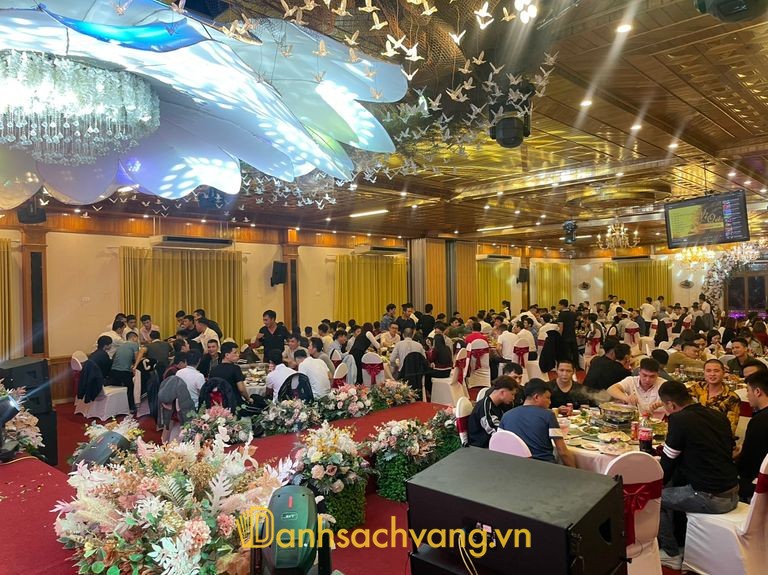 Làng Du Lịch Sinh Thái Sen Hồ - không gian nhà hàng tiệc cưới ở Hưng Yên