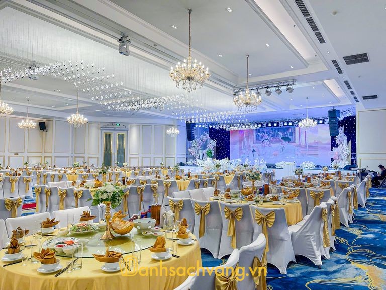 Nhà Hàng Thanh Nga Luxury - không gian nhà hàng tại Yên Thắng Ninh Bình