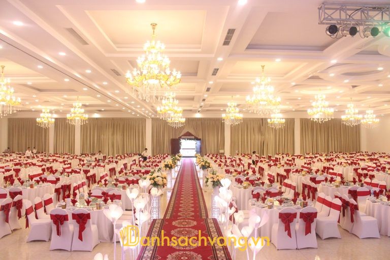 Hoàng Sơn White Palace - trung tâm hội nghị và tiệc cưới tại Hoa Lư Ninh Bình