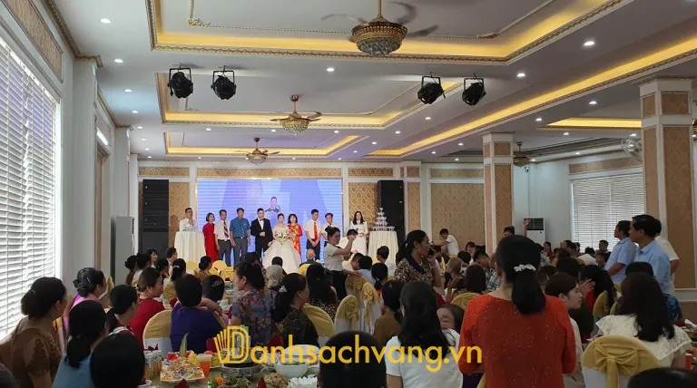 Nhà Hàng Phương Nam - không gian tổ chức tiệc cưới ở Cẩm Khê Phú Thọ