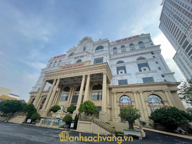 Sen Vang Palace - nhà hàng tiệc cưới ở Phú Thọ với không gian sang trọng