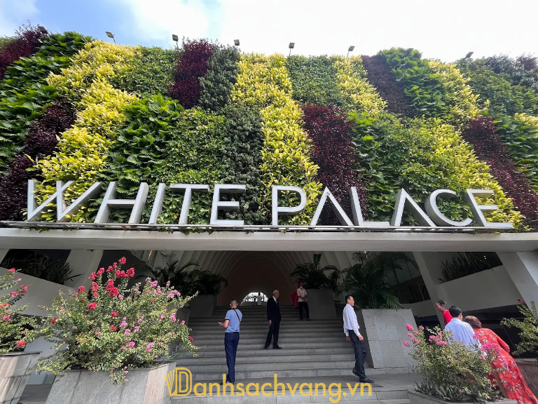 White Palace Hoàng Văn Thụ - trung tâm hội nghị và nhà hàng tiệc cưới tại TPHCM