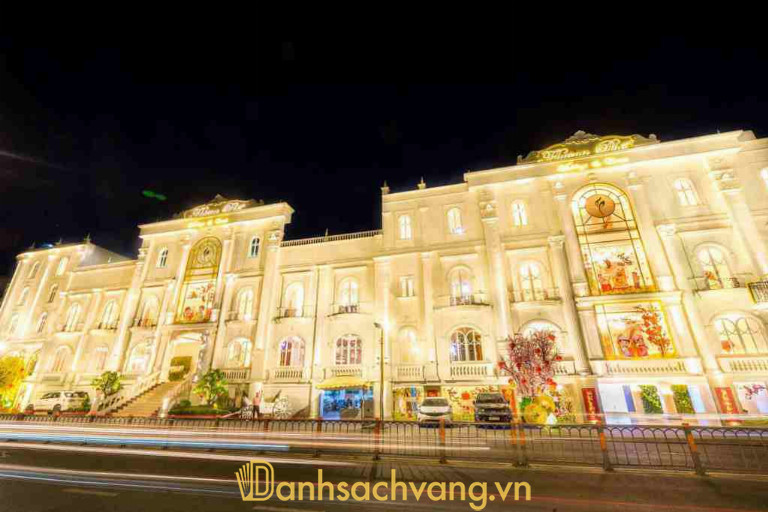 Nhà hàng Hương Phố – A12 Phan Văn Trị, Phường Hạnh Thông