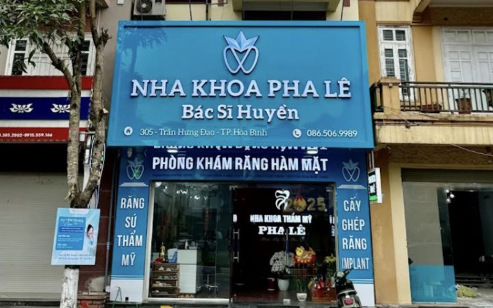 Nha khoa Pha Lê